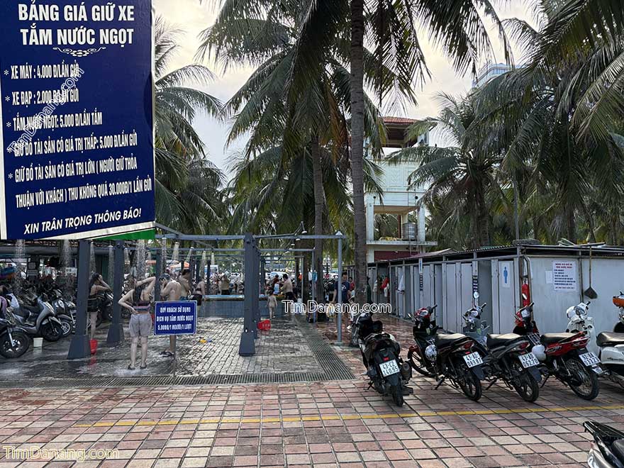 bãi tắm phạm văn đồng