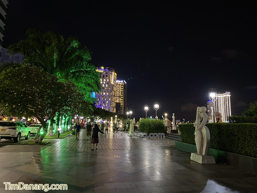đường bạch đằng đà nẵng về đêm