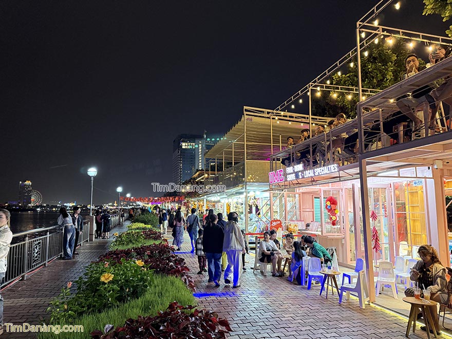 phố đi bộ bạch đằng đà nẵng