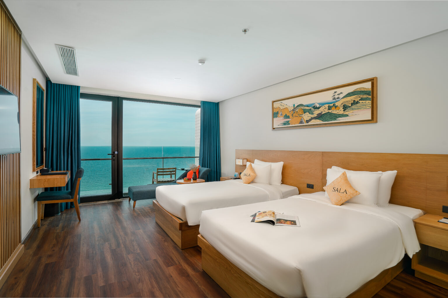 khách sạn sala da nang beach hotel