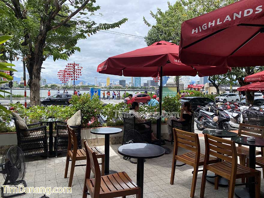 quán cafe gần cầu rồng view sông hàn đà nẵng