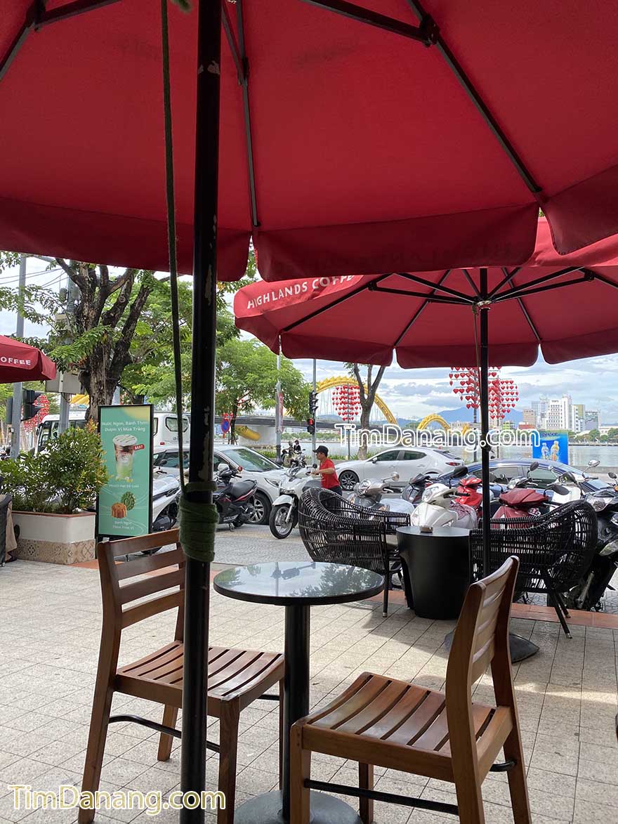quán cafe gần cầu rồng view sông hàn đà nẵng