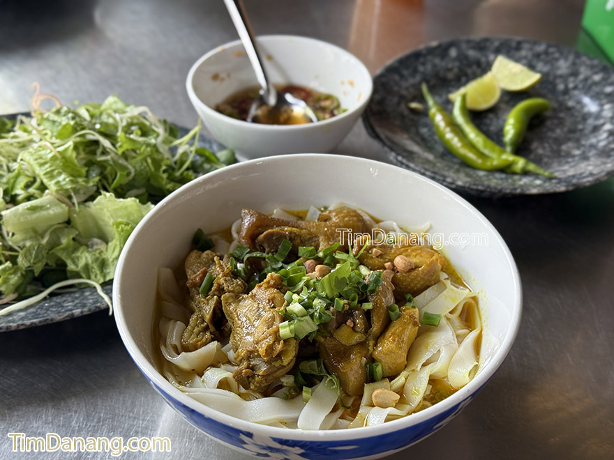 quán mì quảng dung đỗ bá đà nẵng