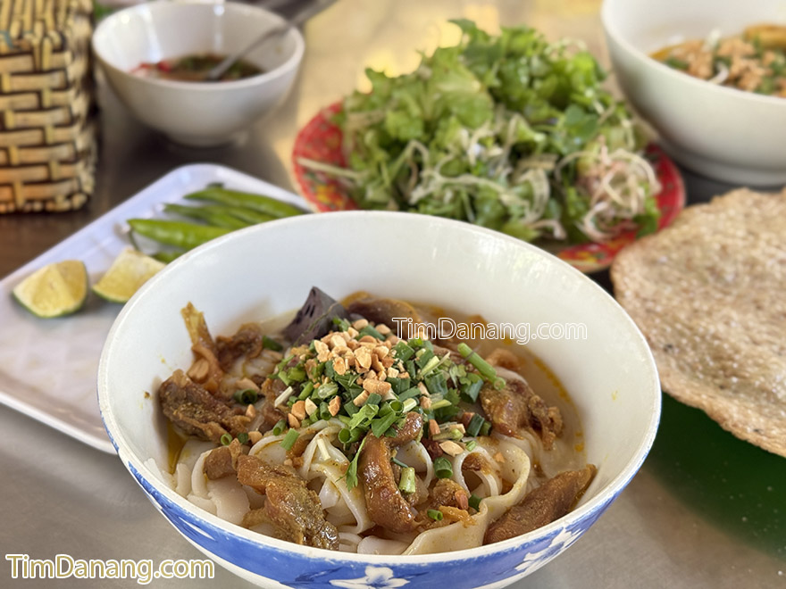 mì quảng giao thuỷ đà nẵng