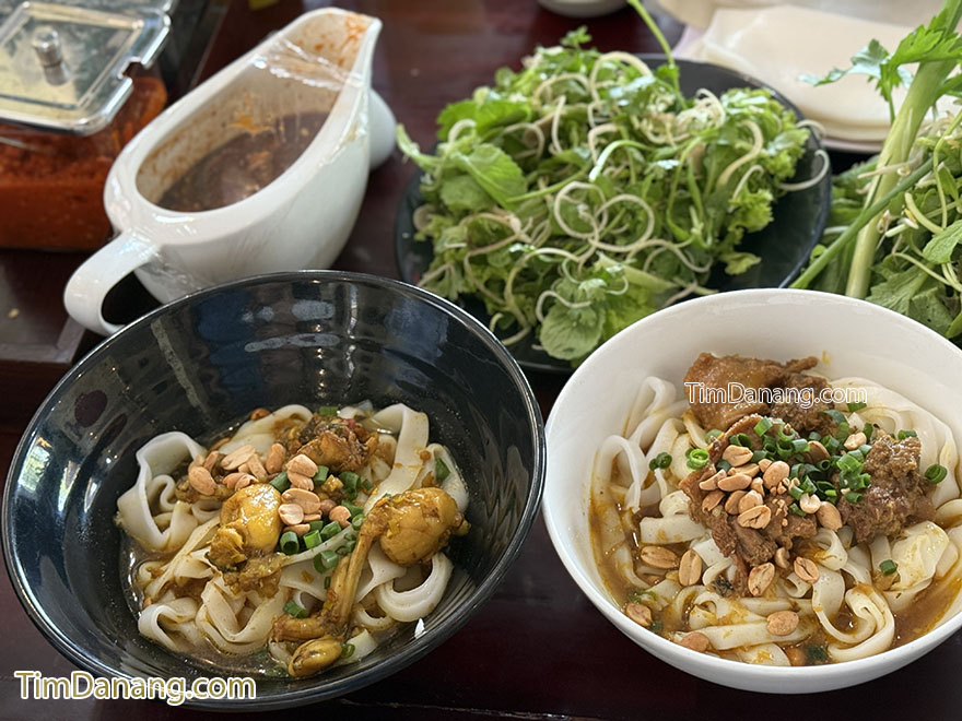 mì quảng quê xưa đà nẵng