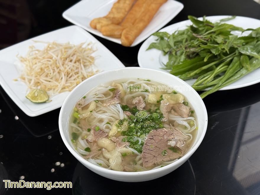 phở bà mai nguyễn phước lan hoà xuân đà nẵng